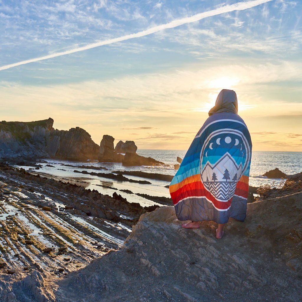 Voited Travel Blanket